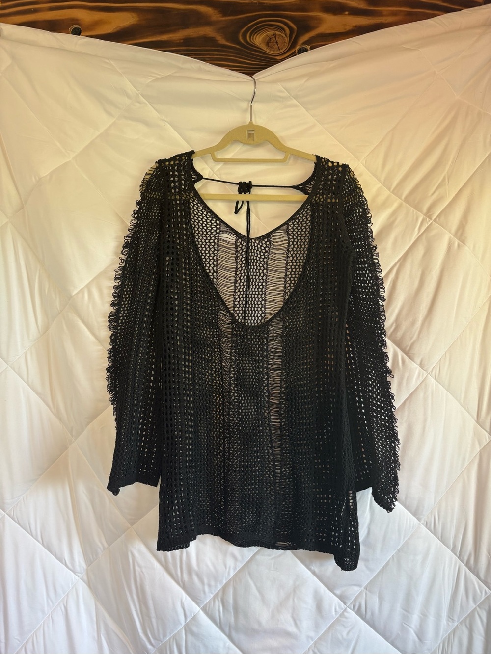 Black Open-Knit Long Sleeve Sweater